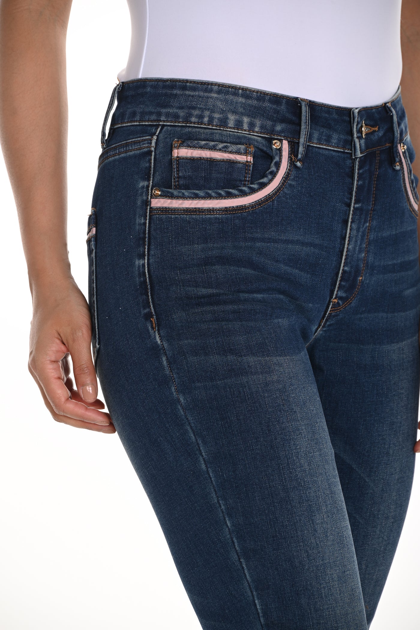 Leatherette Buckle Jeans Frank Lyman