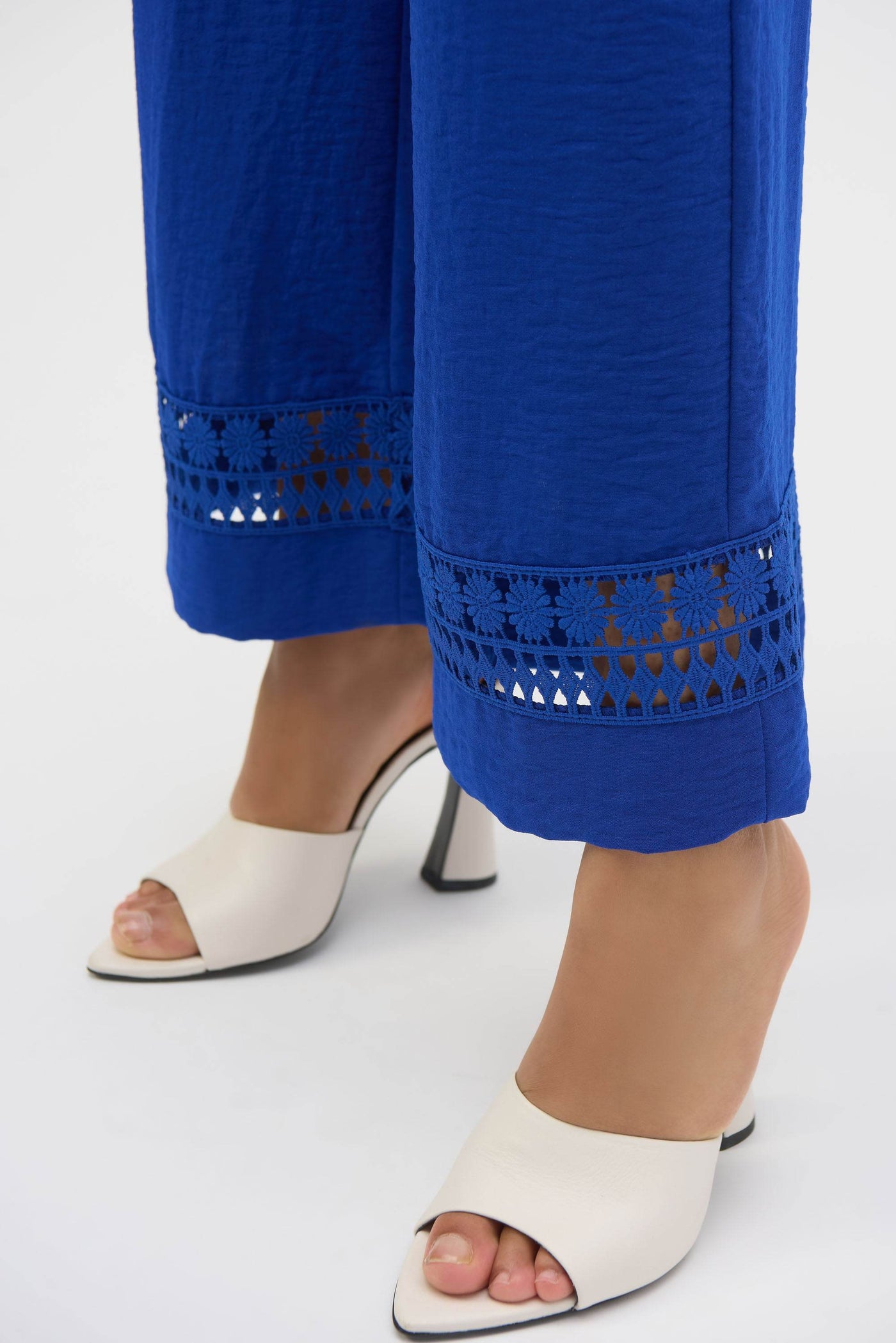 Gauze Wide-Leg Pants With Guipure Trim - Dream Pants
