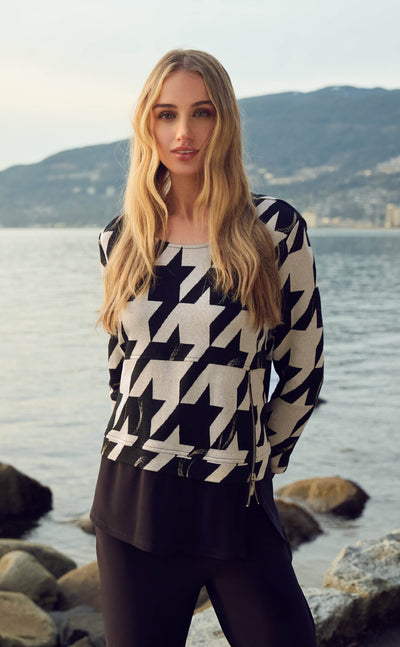 Chic Geometric Zipper Top - Dream Pants