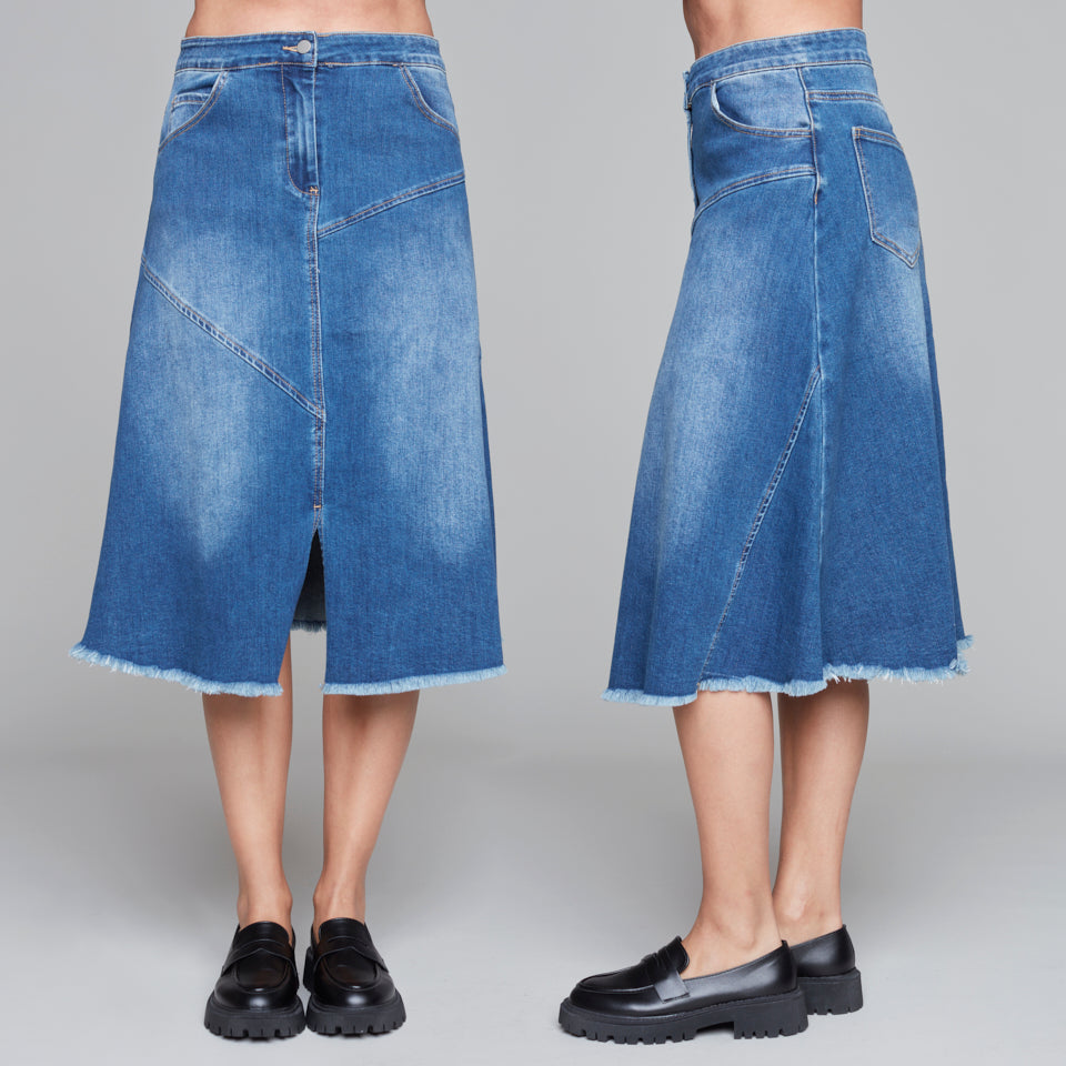 Denim Skirt with Slit Carre Noir