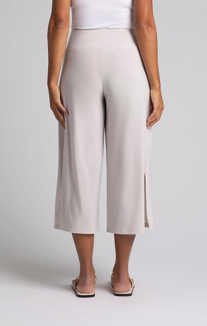 Sympli Side Slit Wide Capri 