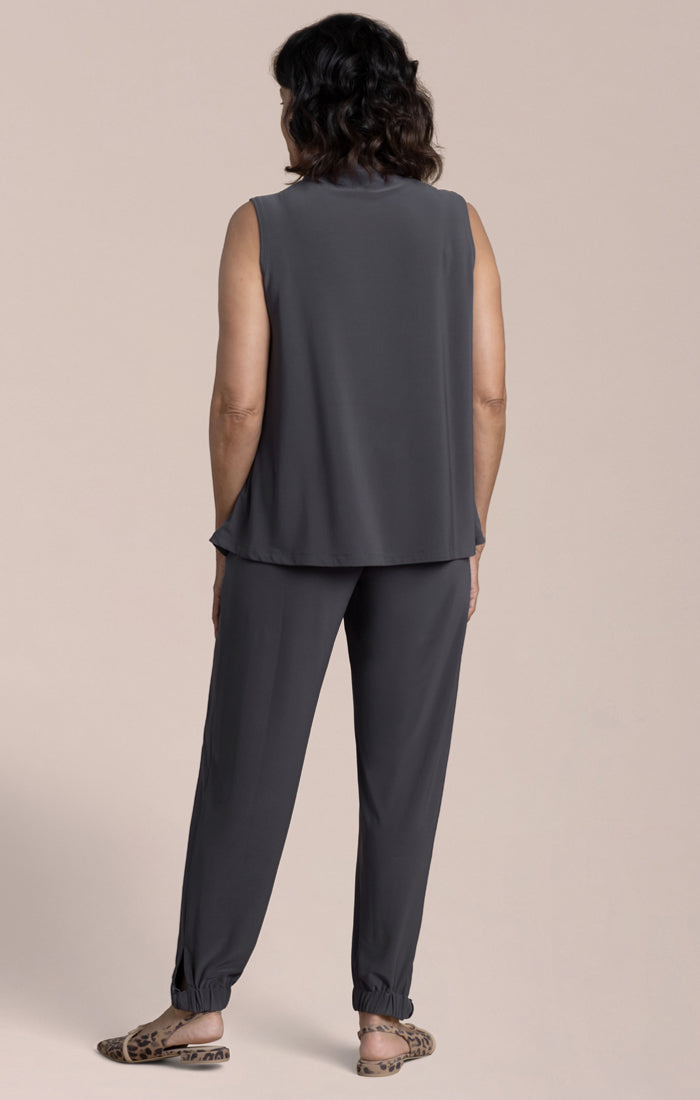 Sleeveless Echo Mock Neck Top Sympli