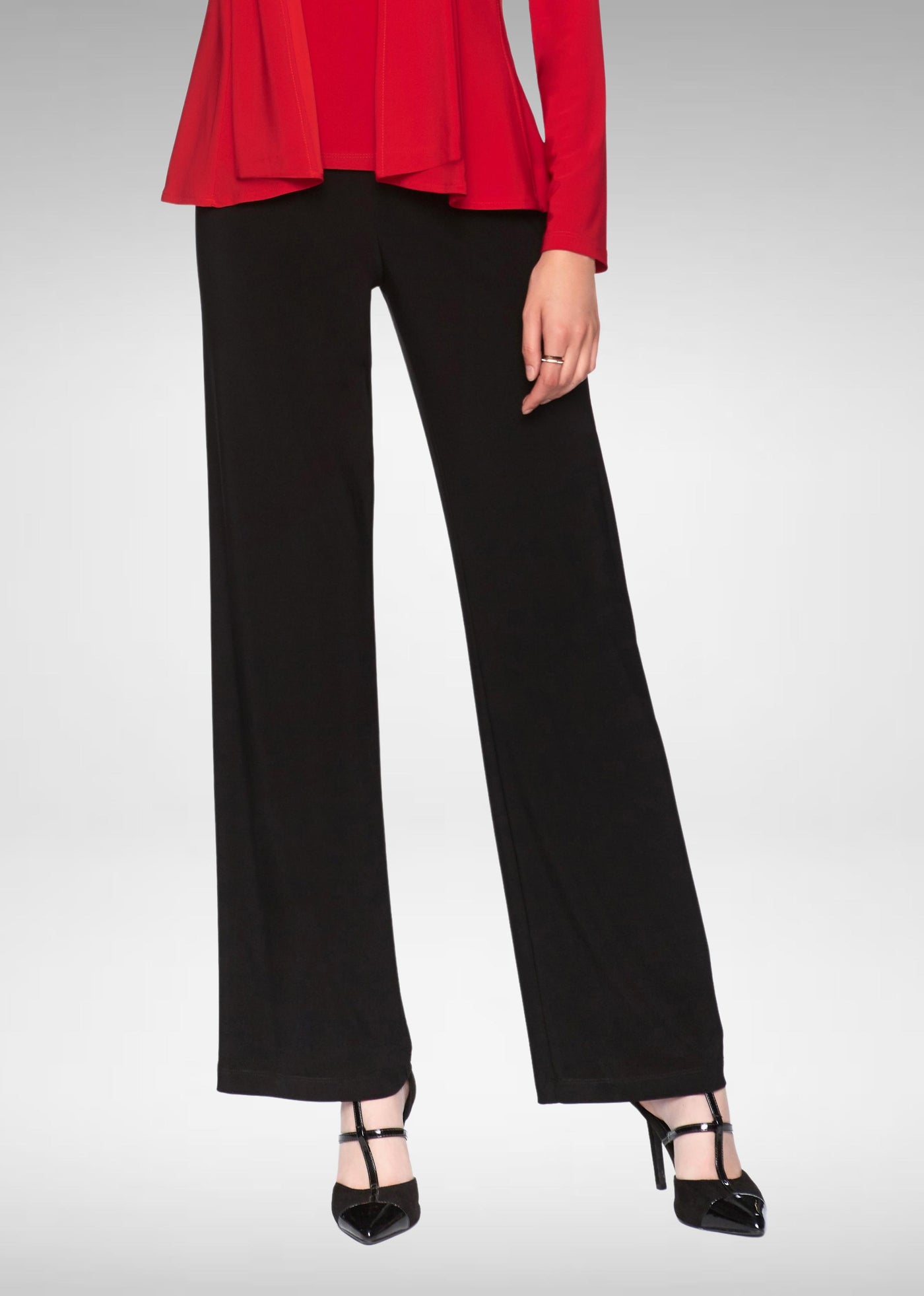 Frank Lyman Pull On Straight Leg Pant 